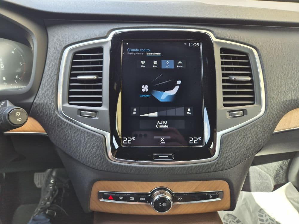 Volvo XC90 B5 AWD Momentum 7 PL - 13