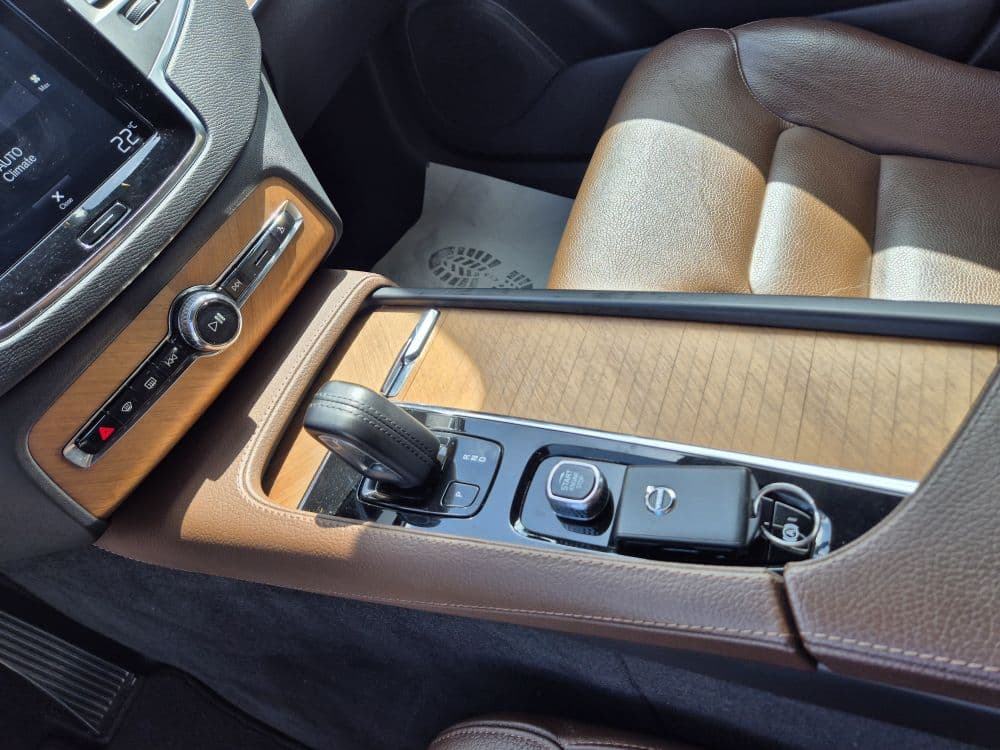 Volvo XC90 B5 AWD Momentum 7 PL - 14