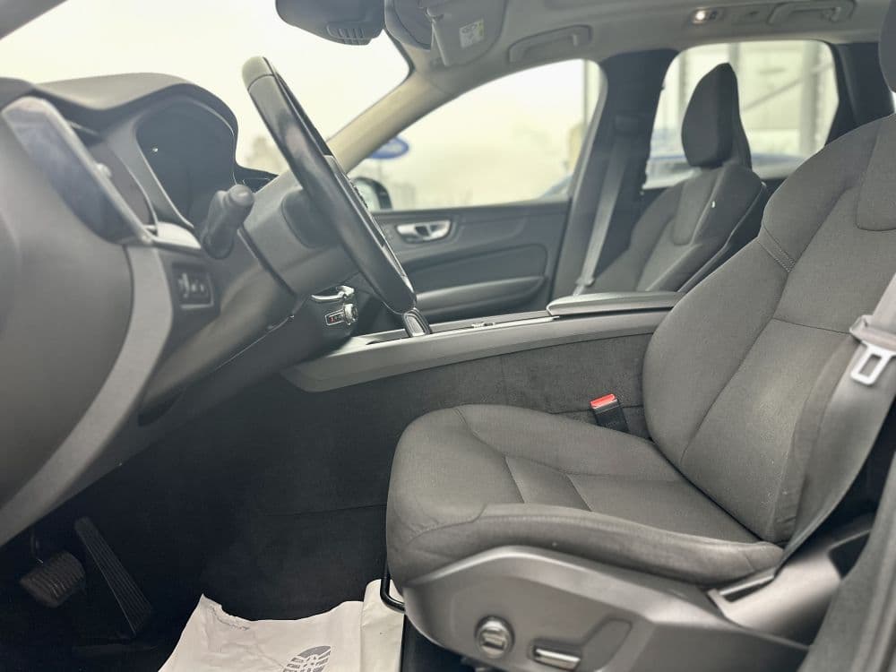 VOLVO XC60 T6 4WD - 9