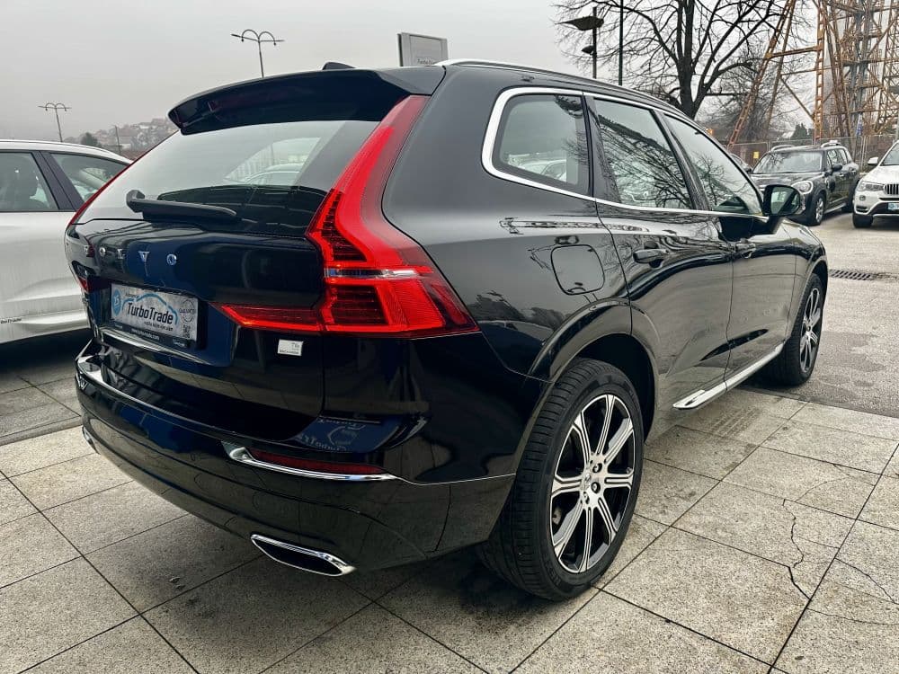 VOLVO XC60 T6 4WD - 7