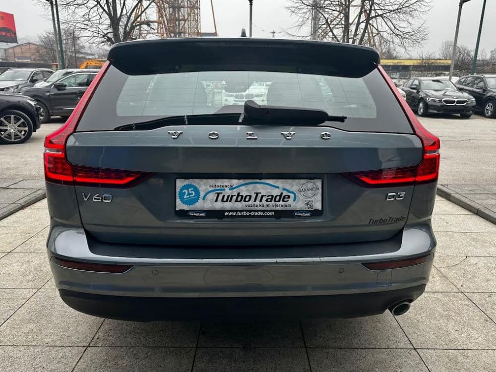 VOLVO V60 D3 - 7