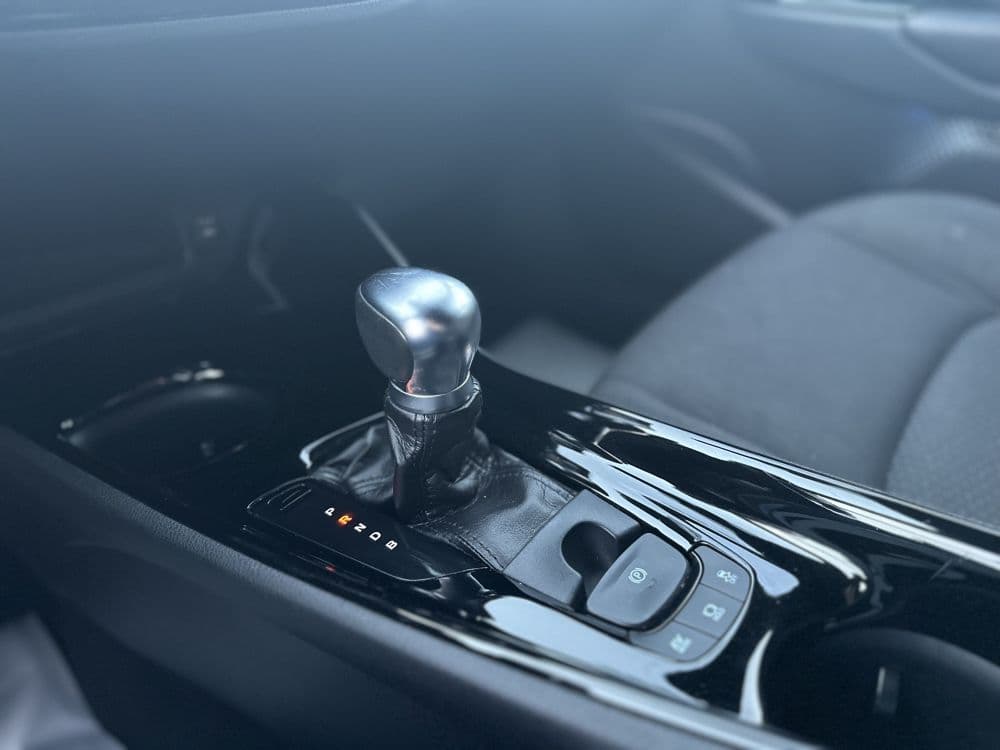 TOYOTA CHR 1.8 HYBRID XLE Premium - 16