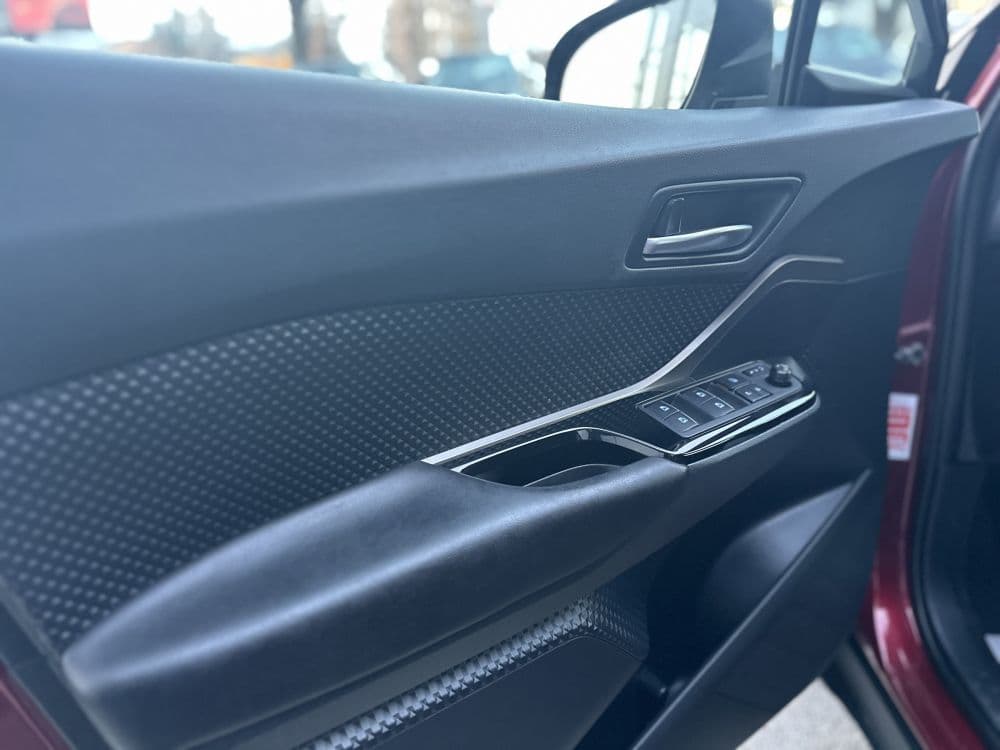 TOYOTA CHR 1.8 HYBRID XLE Premium - 9