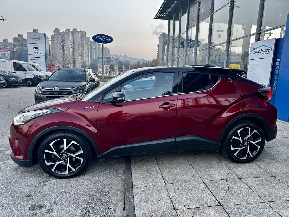 TOYOTA CHR 1.8 HYBRID XLE Premium - 8