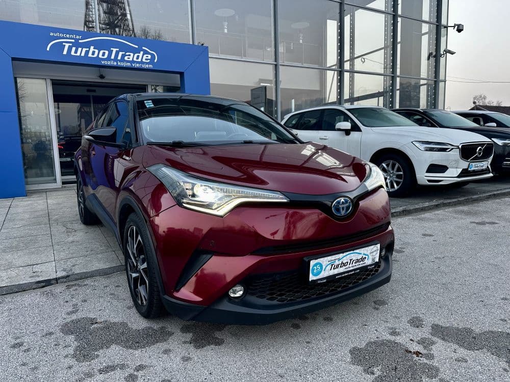 TOYOTA CHR 1.8 HYBRID XLE Premium