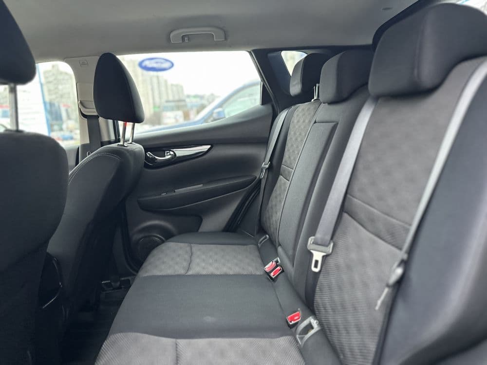 NISSAN QASHQAI 1.2 AUT - 16
