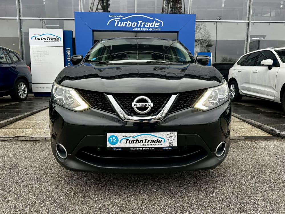 NISSAN QASHQAI 1.2 AUT - 2