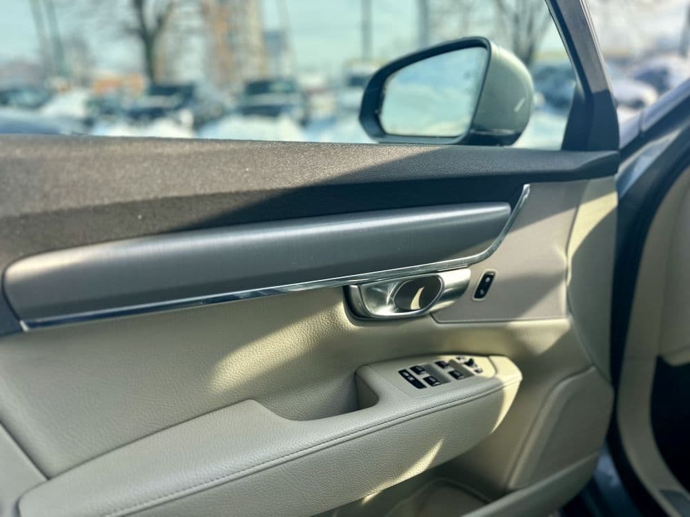 VOLVO S90 D3 MOMENTUM - 9