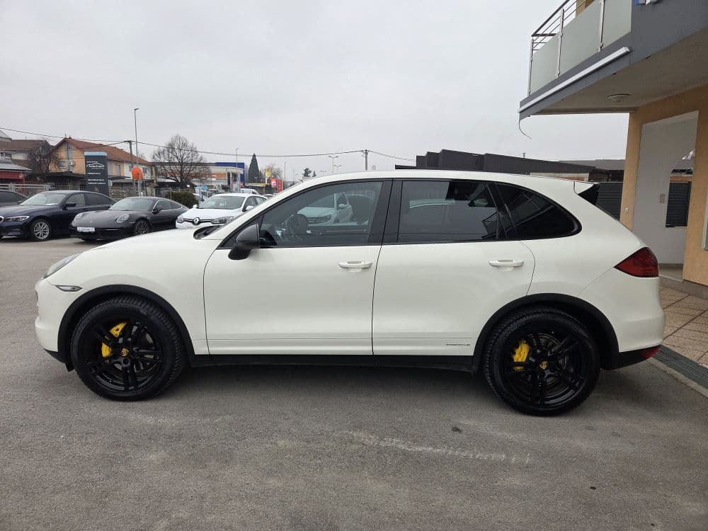 Porsche Cayenne 3.0 D V6 - 4