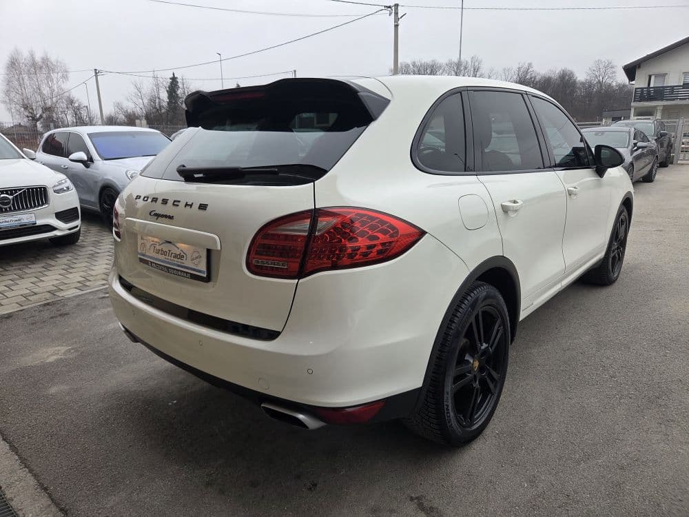 Porsche Cayenne 3.0 D V6 - 7