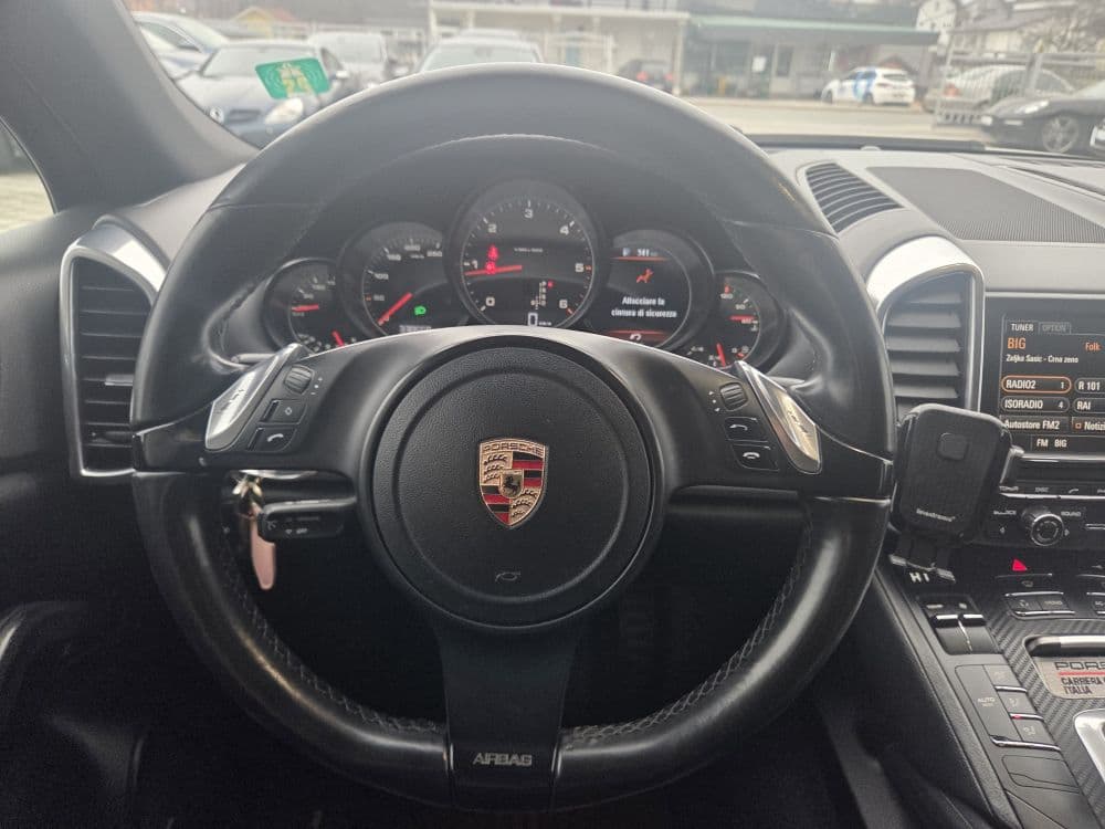 Porsche Cayenne 3.0 D V6 - 12