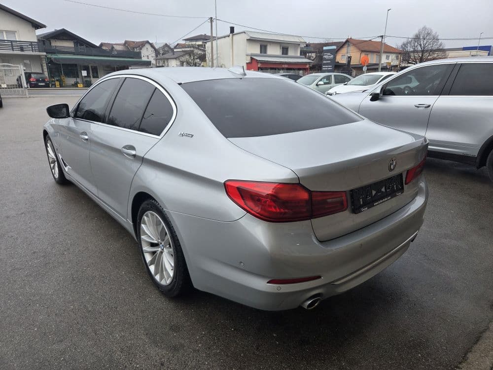 BMW 530 E DRIVE PERFORMANCE - 6