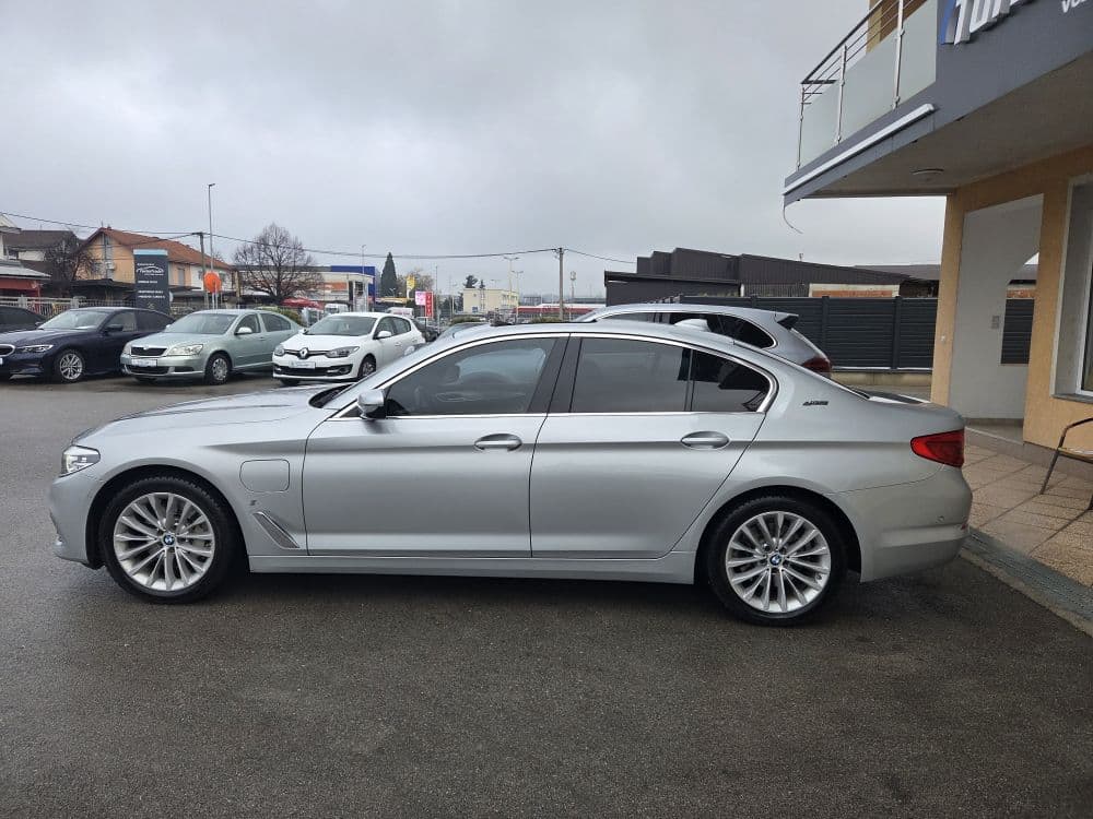 BMW 530 E DRIVE PERFORMANCE - 4