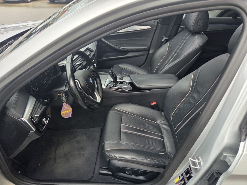 BMW 530 E DRIVE PERFORMANCE - 12