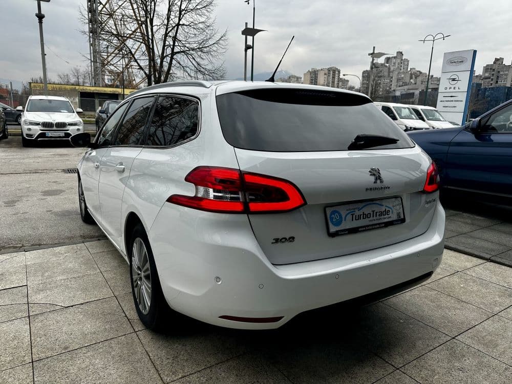 PEUGEOT 308 1.5HDI SW AUT - 8