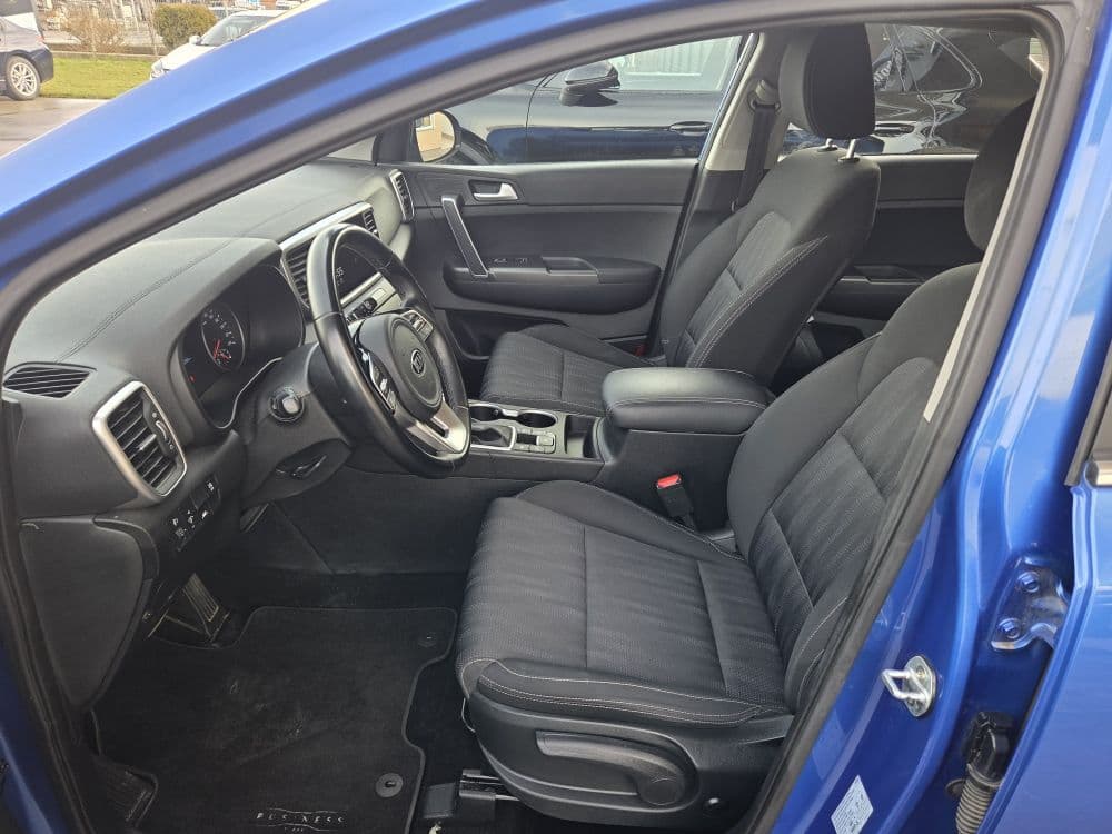 KIA SPORTAGE 1.6 CRDI BUSINESS AUT - 9