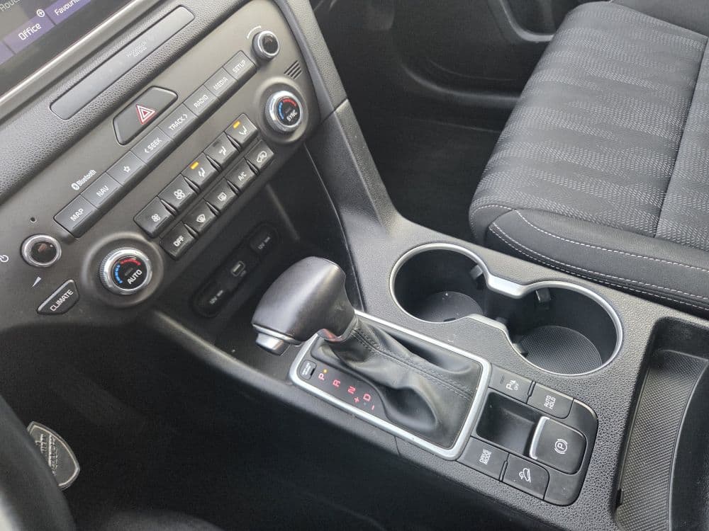 KIA SPORTAGE 1.6 CRDI BUSINESS AUT - 12