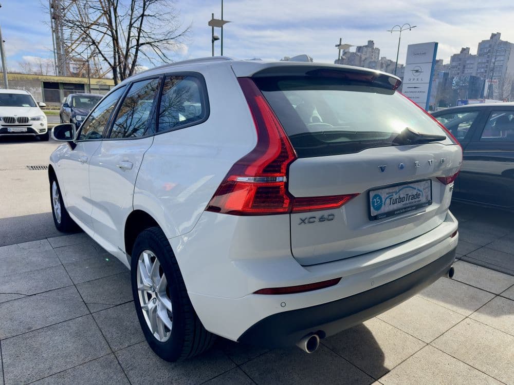 VOLVO XC60 T8 4WD PLUG IN - 6