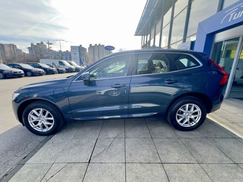 VOLVO XC60 T8 AWD PLUG IN - 7