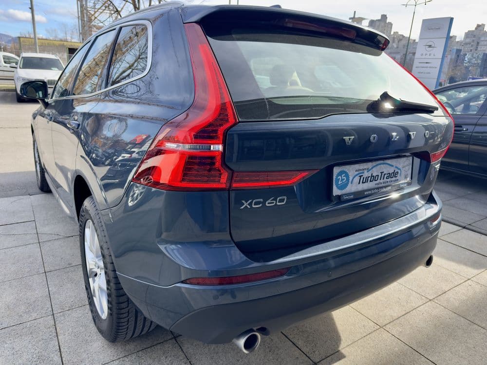 VOLVO XC60 T8 AWD PLUG IN - 4