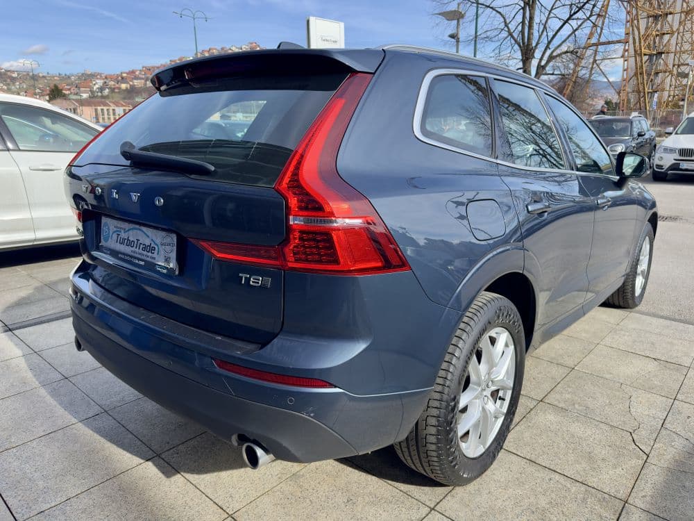 VOLVO XC60 T8 AWD PLUG IN - 6