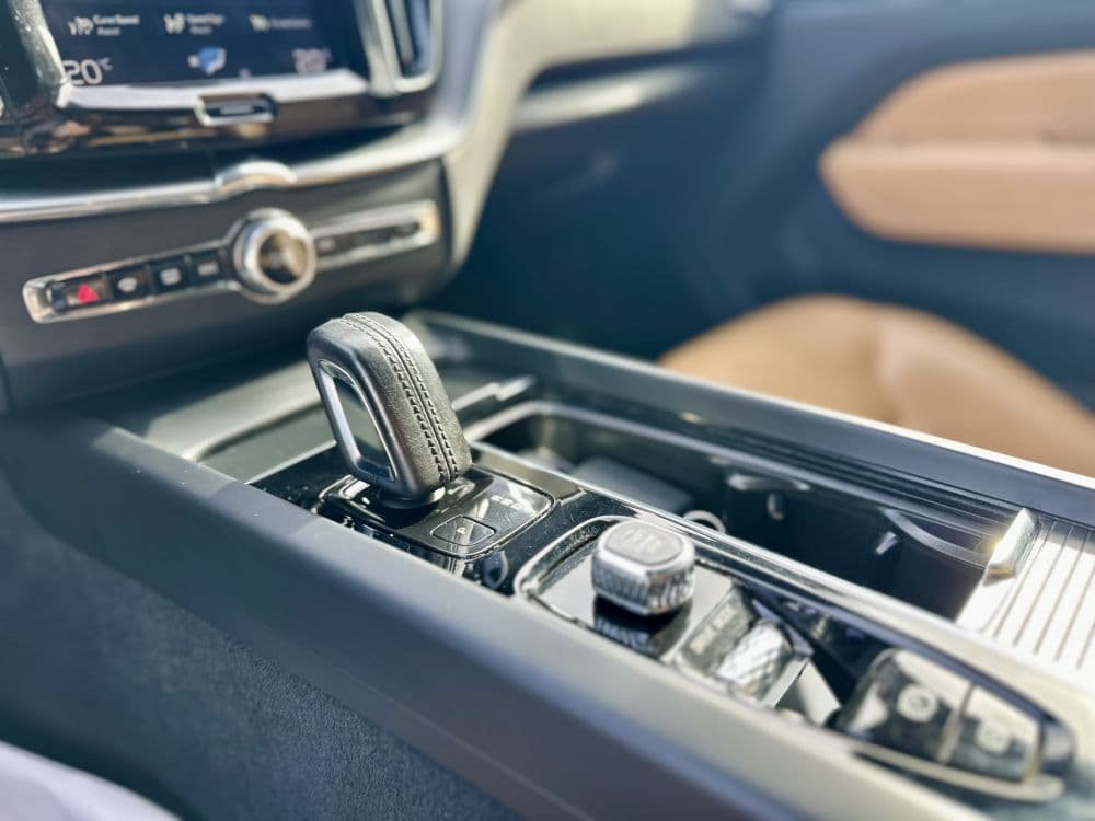 VOLVO XC60 T8 AWD PLUG IN - 15