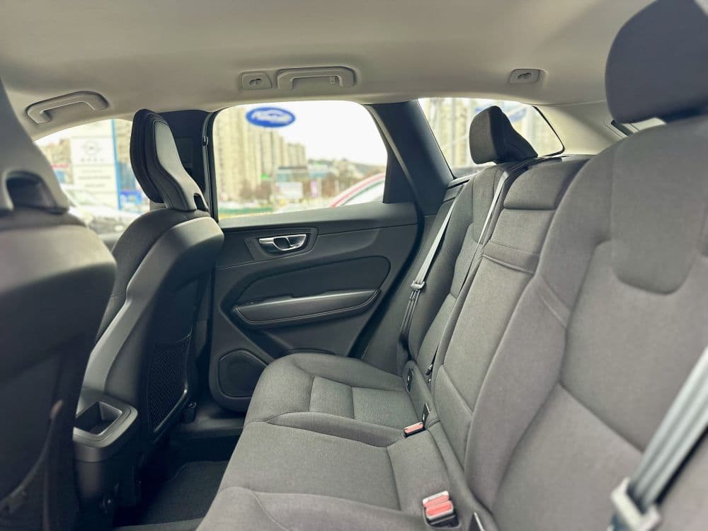 VOLVO XC60 B4 4WD - 17