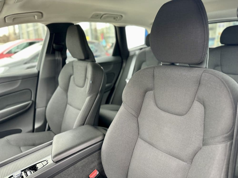 VOLVO XC60 B4 4WD - 9