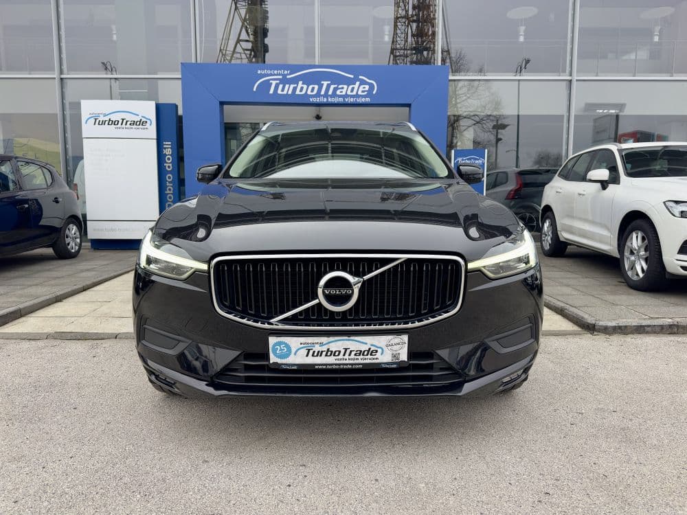 VOLVO XC60 B4 4WD - 2