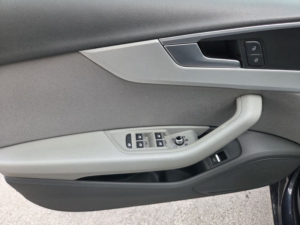 Audi A4 2.0 TDI S-tronic - 15