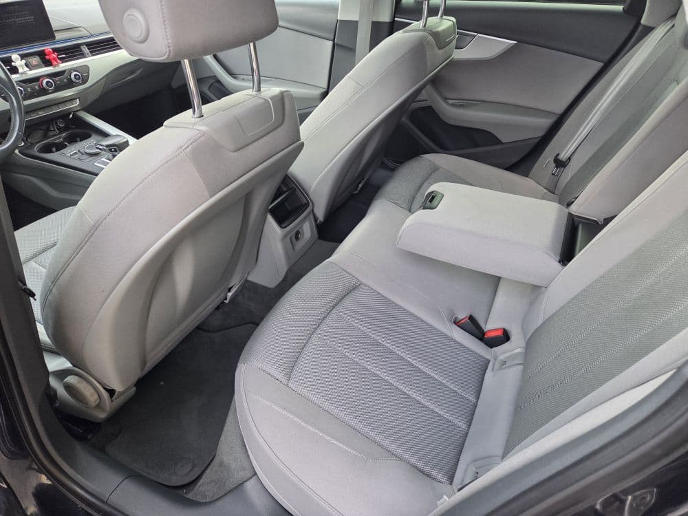 Audi A4 2.0 TDI S-tronic - 16