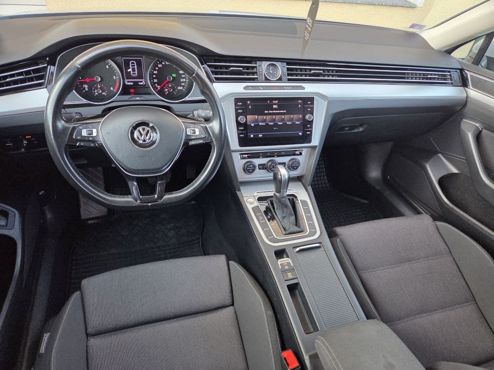 Volkswagen Passat 2.0 TDI DSG - 10