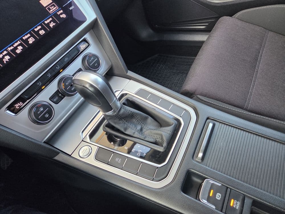 Volkswagen Passat 2.0 TDI DSG - 14