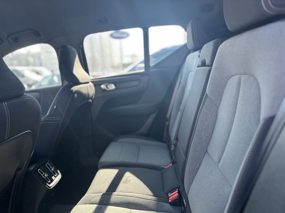 VOLVO XC40 B4 AWD - 17