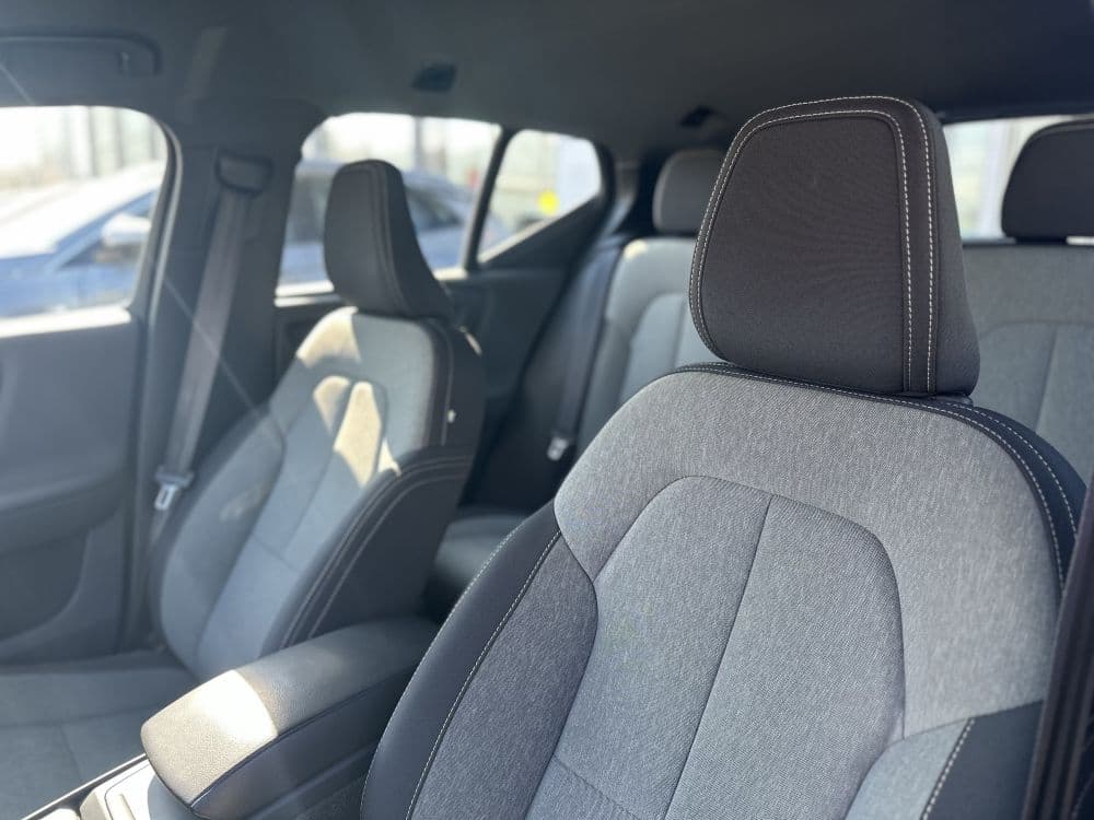 VOLVO XC40 B4 AWD - 10