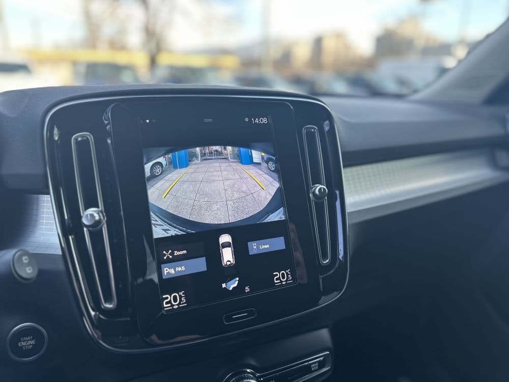 VOLVO XC40 T4 RECHARGE - 14