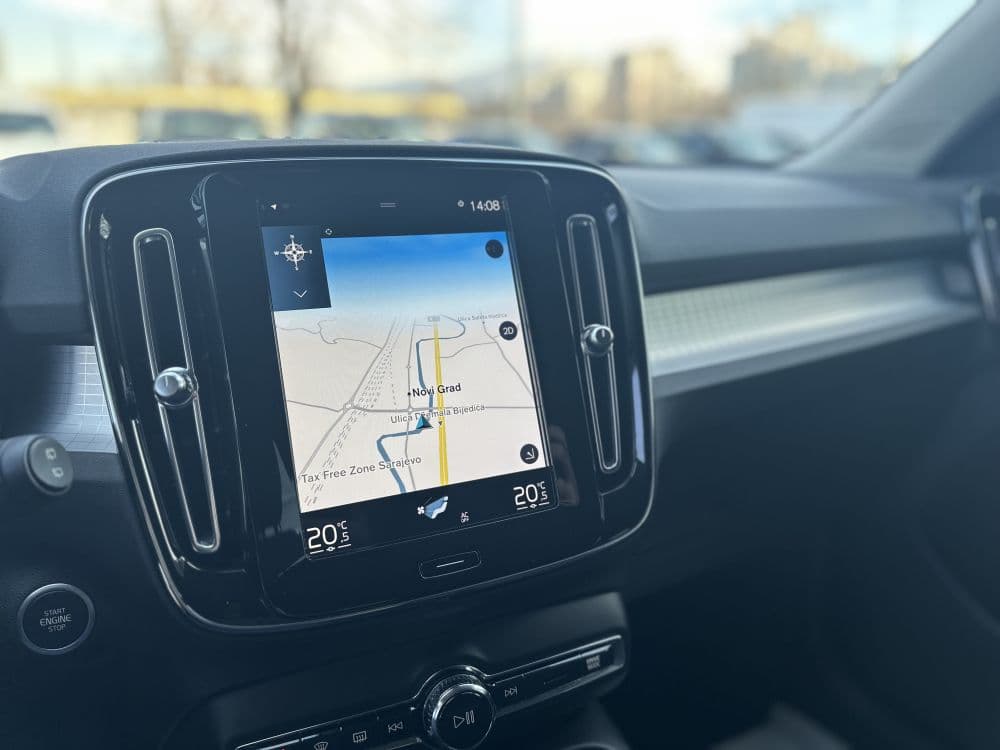 VOLVO XC40 T4 RECHARGE - 13