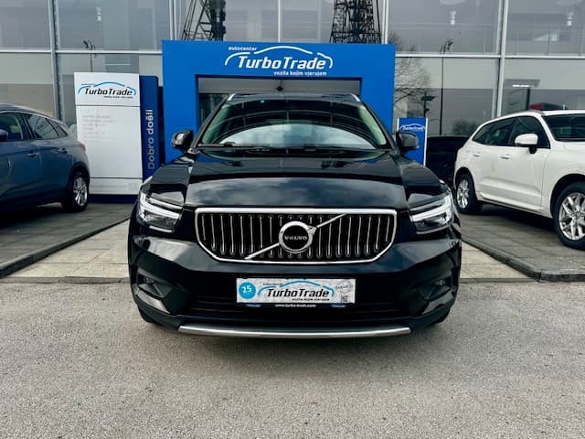 VOLVO XC40 T5 RECHARGE - 2