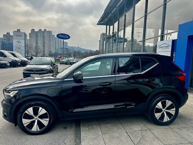 VOLVO XC40 T5 RECHARGE - 8