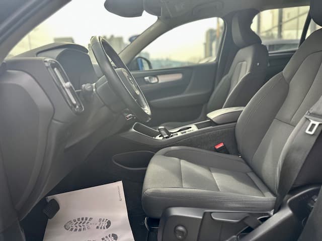 VOLVO XC40 T5 RECHARGE - 10