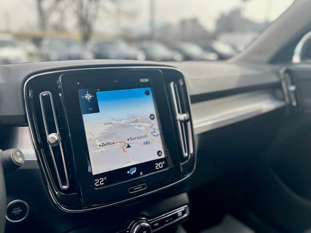 VOLVO XC40 T5 RECHARGE - 13