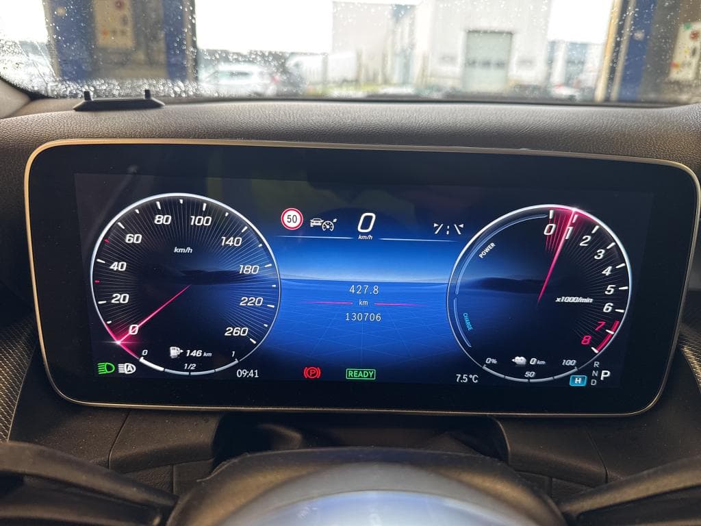 Mercedes-Benz GLC300 E Hybrid 4Matic - 8