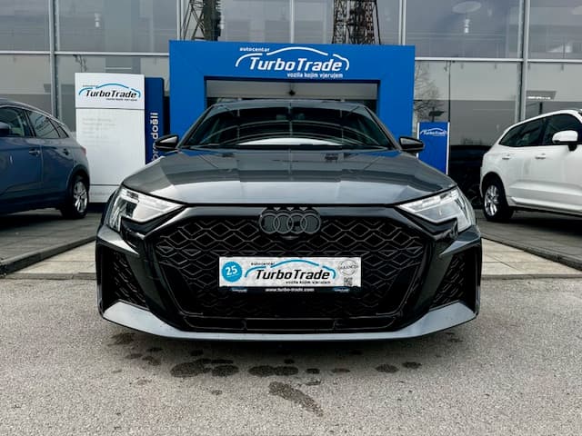 Audi RS3 Quattro TFSI S-tronic - 2