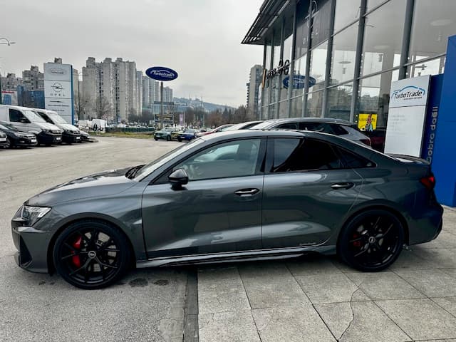 Audi RS3 Quattro TFSI S-tronic - 9