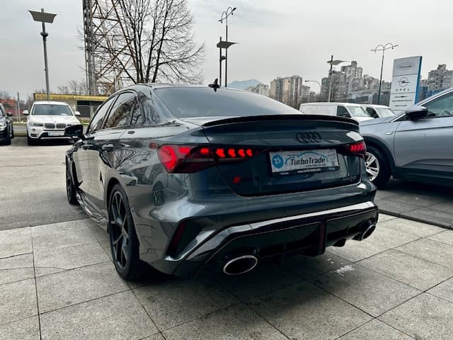 Audi RS3 Quattro TFSI S-tronic - 4