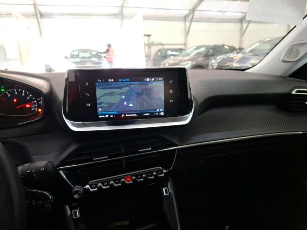 Peugeot 2008 1.2 BZ Business - 7