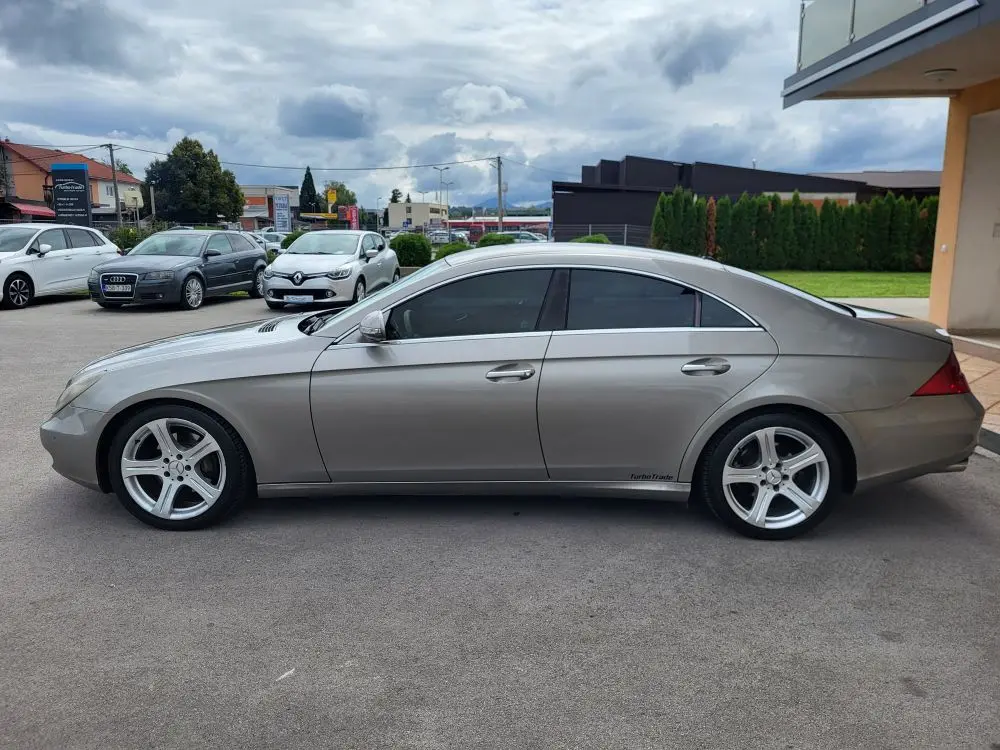 Mercedes-Benz CLS320 CDI - 4