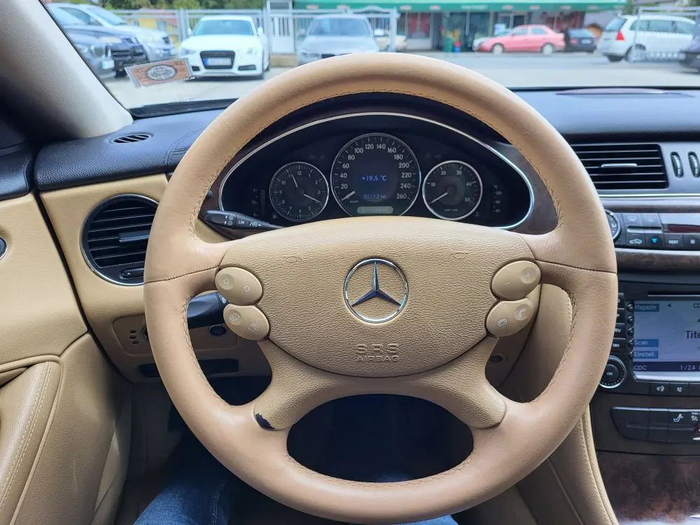 Mercedes-Benz CLS320 CDI - 16