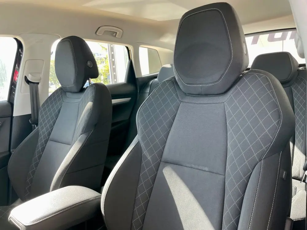Škoda Karoq 1.6 TDI DSG Business Line - 19