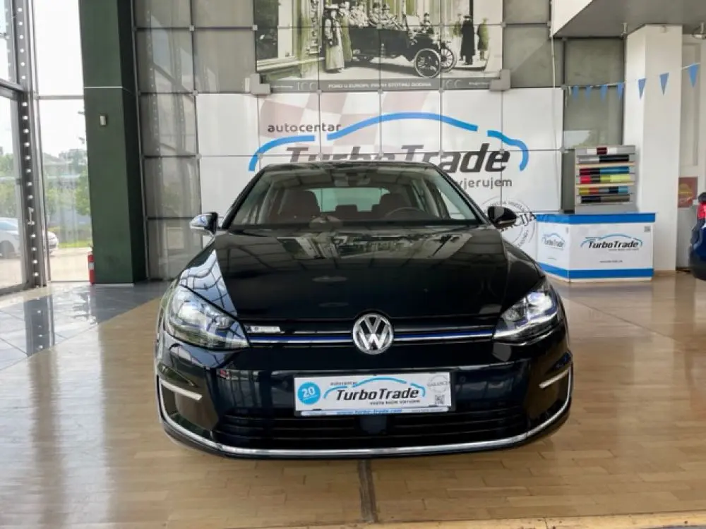 Volkswagen VII E-Golf Facelift - 2